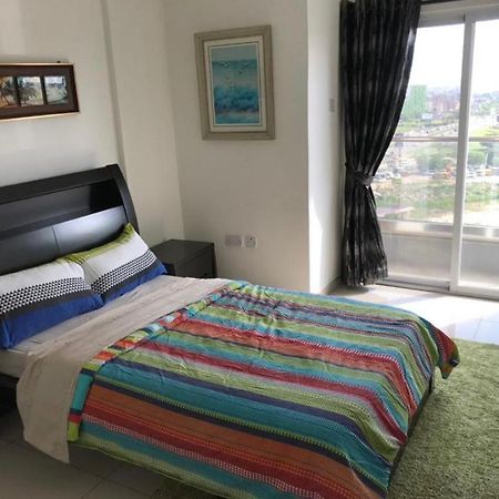 Gallery Apartments By Bestwest Hospitality Акра Екстериор снимка