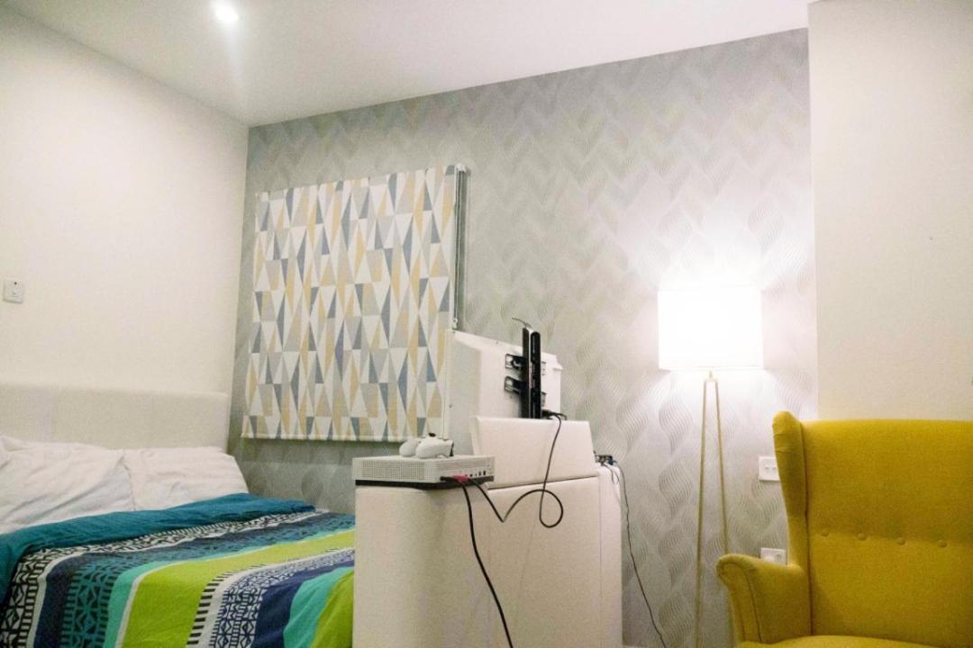 Gallery Apartments By Bestwest Hospitality Акра Екстериор снимка