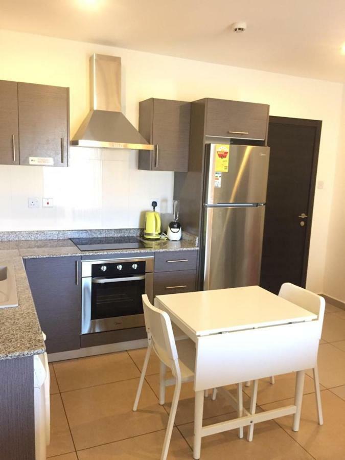 Gallery Apartments By Bestwest Hospitality Акра Екстериор снимка